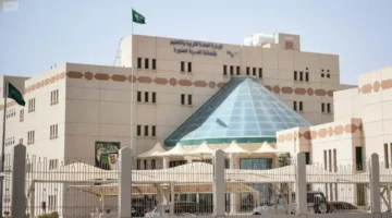 تغيير مفاجئ مواعيد الدراسة في مدارس المدينة للبنين والبنات